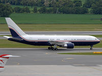 N2767 @ VIE - Bill Clinton arrived from HAM in VIE for the Life Ball 2009 - by P. Radosta - www.austrianwings.info