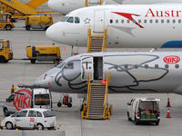 OE-IHA @ VIE - NIKI's first E 190 arrived today at 03:41 local time - closeup of this nice baby - by P. Radosta - www.austrianwings.info