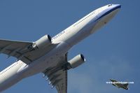 B-18315 @ VHHH - China Airlines - by Michel Teiten ( www.mablehome.com )