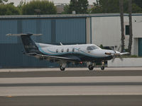 N942TW @ KSMO - N942TW taxiing - by Torsten Hoff