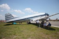N700CA @ LAL - DC-3