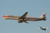 B-2289 @ VHHH - China Eastern Airlines - by Michel Teiten ( www.mablehome.com )
