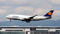 D-ABVX @ EDDF - Lufthansa