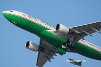 B-16310 @ VHHH - EVA Air - by Michel Teiten ( www.mablehome.com )