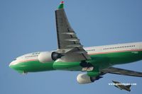 B-16310 @ VHHH - EVA Air - by Michel Teiten ( www.mablehome.com )