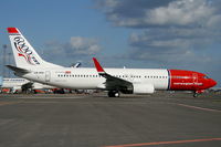 LN-NOL @ EKCH - 738