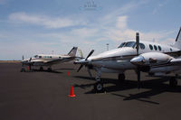 N125A @ KGEU - kingair