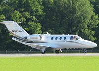 N525GV @ DTN - Starting to roll for take off on runway 14 at the Shreveport Downtown airport. - by paulp