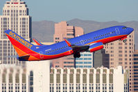 N905WN @ LAS - Southwest Airlines N905WN (FLT1525) climbing out from RWY 1R enroute to Salt Lake City Int'l (KSLC).