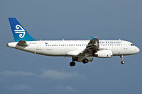 ZK-OJA @ NZAA - On finals before the rain starts... - by Micha Lueck