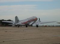 VH-TMQ @ YMEN - DC3