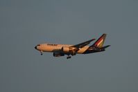 HA-LHA @ KJFK - Landing
