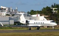 N636MF @ TNCM - taking off