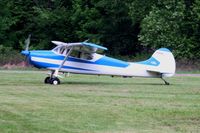 N2805C @ OH36 - Arriving at the Riverside breakfast fly-in at Zanesville, Ohio.