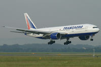 EI-UNX @ VIE - Transaero Airlines Boeing 777-200 - by Thomas Ramgraber-VAP