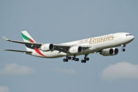 A6-ERE @ NZAA - On finals - by Micha Lueck