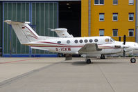 D-ICKM @ CGN - visitor - by Wolfgang Zilske