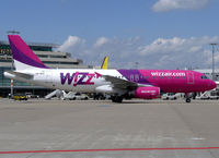 UR-WUA @ CGN - visitor - by Wolfgang Zilske