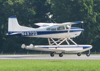 N4972Q @ DTN - Turning onto runway 14 at the Shreveport Downtown airport. - by paulp