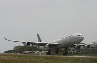 F-GLZL @ TNCM - Landing 10 - by daniel jef