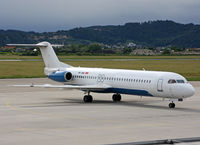 4O-AOL @ LOWG - Mixed livery.