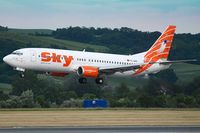 TC-SKE @ LOWW - Sky Airlines Boeing