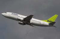 YL-BBS @ LOWW - Air BALTIC  Boeing 737-31S  c/n29267  ex.Flyglobespan  del.2009-05-08 - by Delta Kilo