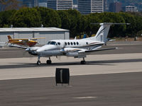 N748LB @ KSMO - N748LB departing from RWY 21 - by Torsten Hoff