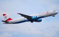OE-LBB @ LOWW - Austrian Airlines Airbus A321