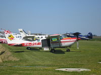 PH-PCF @ EHOW - Oostwold  Airport  Airshow june 2009 ; Para Club - by Henk Geerlings