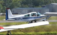 N22RL @ HEF - Taxiing out