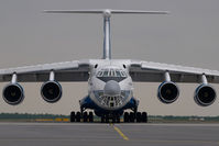 4K-AZ100 @ VIE - Azerbaijan Airlines Iljuschin 76
