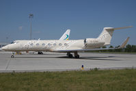 G-EGNS @ VIE - Gulfstream 5 - by Yakfreak - VAP