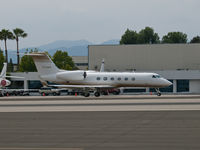 N723MM @ KSMO - N723MM taxiing - by Torsten Hoff