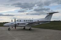 N610RM @ KAXN - Raytheon B200 Super King Air - by Kreg Anderson