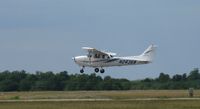 N2436W @ KAXN - Cessna 172R Skyhawk - by Kreg Anderson