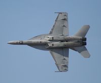 165801 @ LAL - F/A-18F Super Hornet