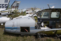 N7511L @ CZVL - Piper 31