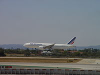 F-GSPR @ LAX - Landing on 24R - by Helicopterfriend