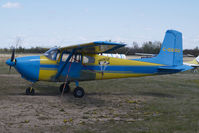 C-GXKU @ CES4 - Cessna 182