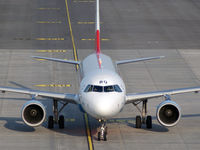 OE-LBQ @ LOWW - Thx for the beacon :-) - by Klaus Behrens