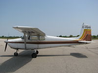 C-FQHS @ CYFD - @ Brantford Airport - by PeterPasieka