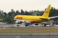 N752AX @ KBFI - LANDING AT SEATTLE