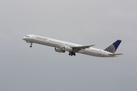 N57869 @ LAX - COA494 - KLAX-KIAH - Departing RWY 25R - by Mel II