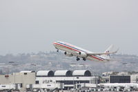 N908AN @ LAX - AAL1458 - KLAX-KDEN - Departing RWY 25R - by Mel II