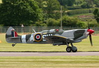 G-CTIX @ EGWC - Cosford Airshow 2009 - by Chris Hall