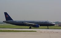 N464UA @ KORD - Airbus A320