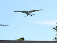 N8464T @ 2D7 - Final approach for 28 at Beach City during the Father's Day fly-in.
