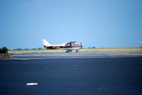 N7538X @ KAHN - C172