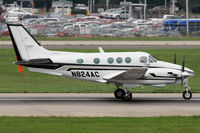 N824AC @ KCLT - Clt Takeoff roll. - by Agustin Anaya